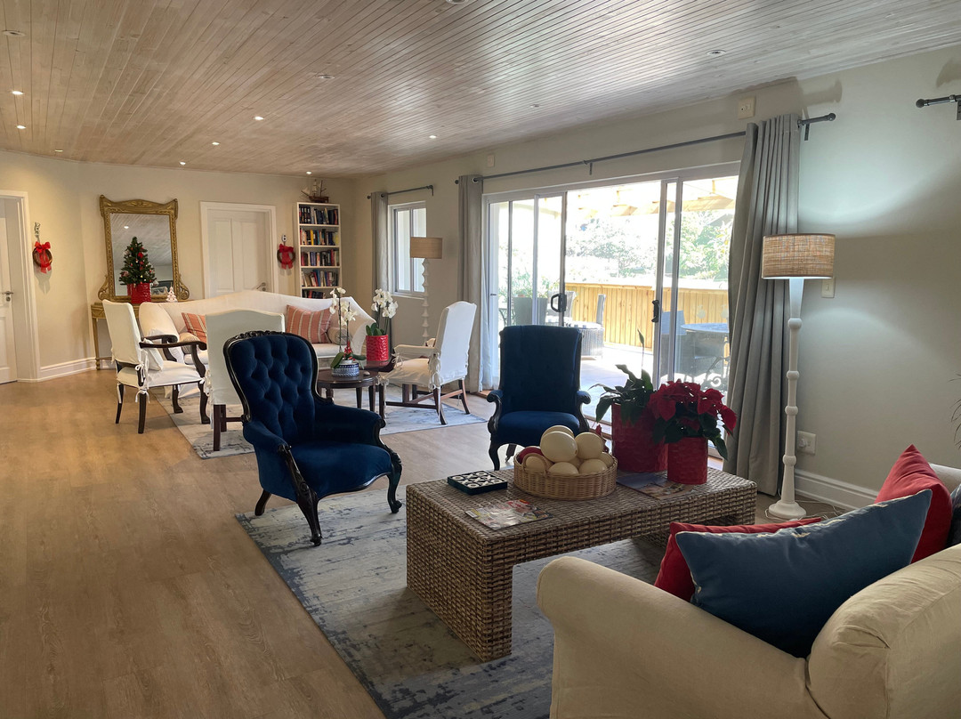 Singing Kettle Beach Lodge主图