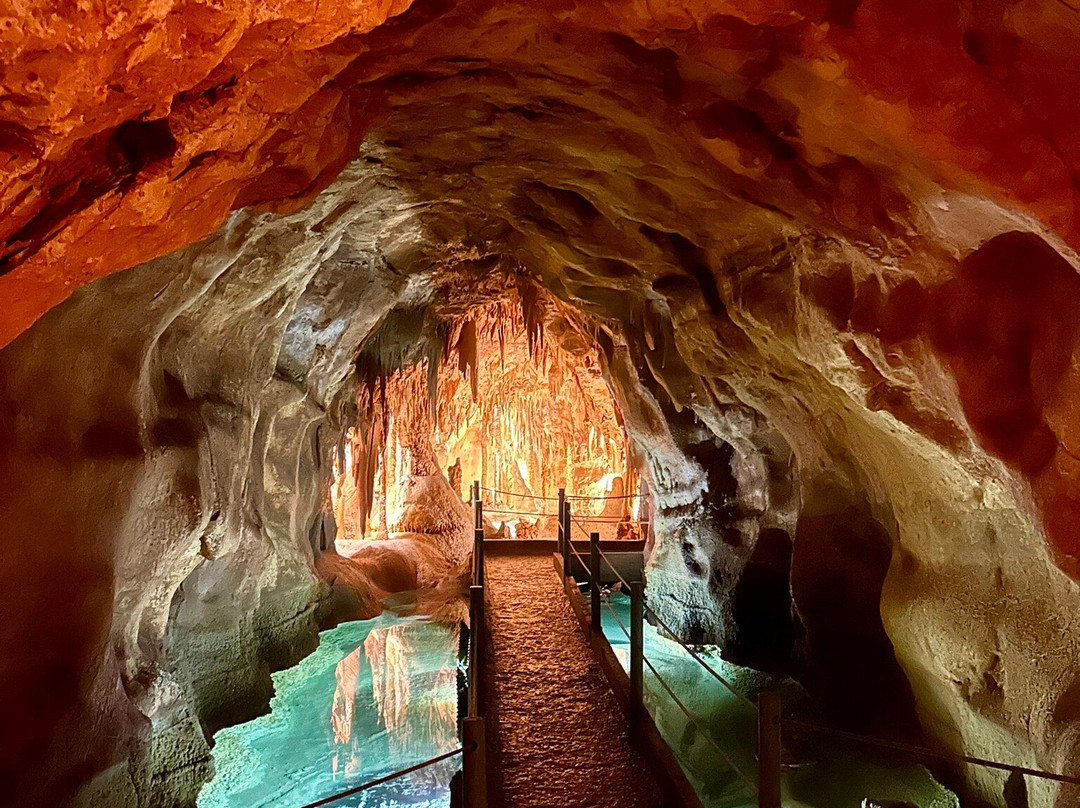 Grutas de Alvados-Alvados必去景点