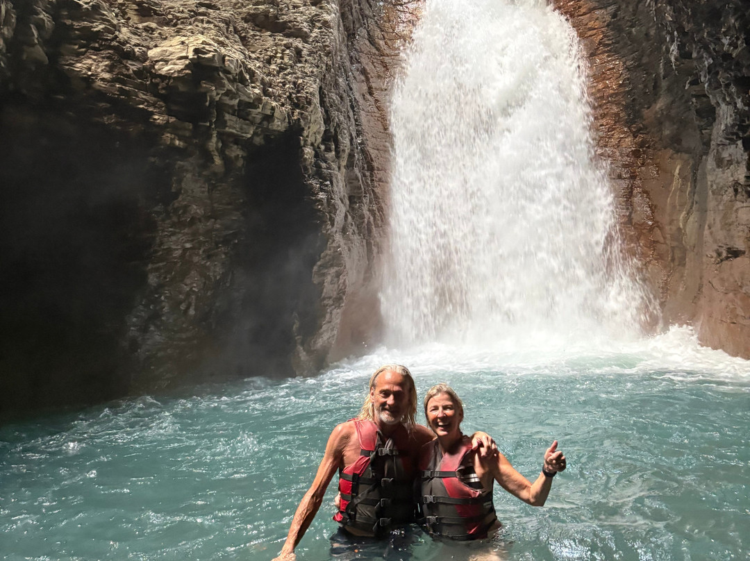 La Leona Waterfall Finca Curubanda-Curubande必去景点