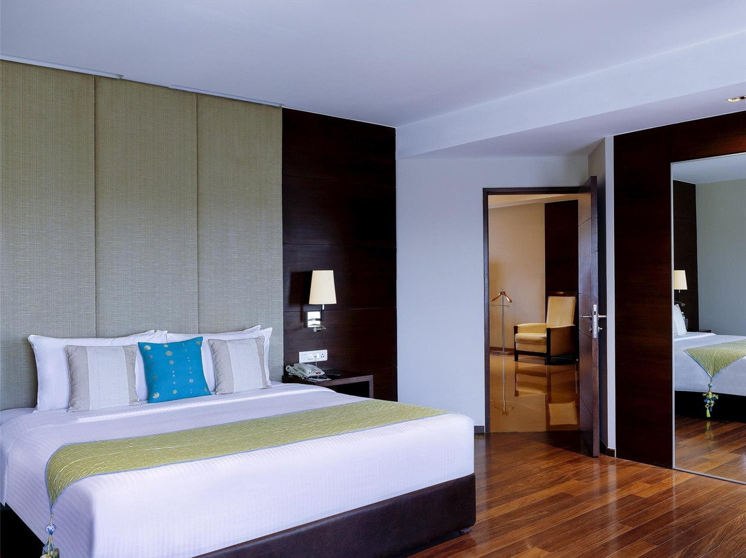 Grand Mercure Vadodara Surya Palace