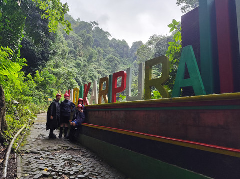 TrippyTrip Tour-泗水必去景点