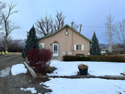 Cockrell's High Desert Lodging主图