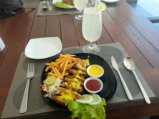 The Ocean Pearl Hotel主图