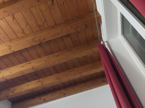 卡罗尔酒店主图