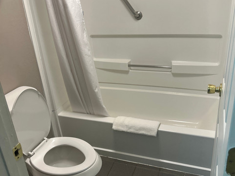 Red Roof Inn & Suites Rome主图