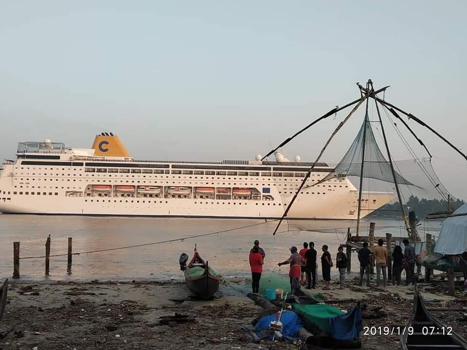 萨霍姆酒店-官方