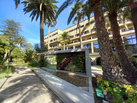 埃斯库拉圣塔布里吉达酒店主图