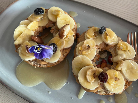 Graze Bakehouse & Bar