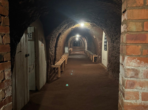 Stockport Air Raid Shelters-斯托克波特必去景点