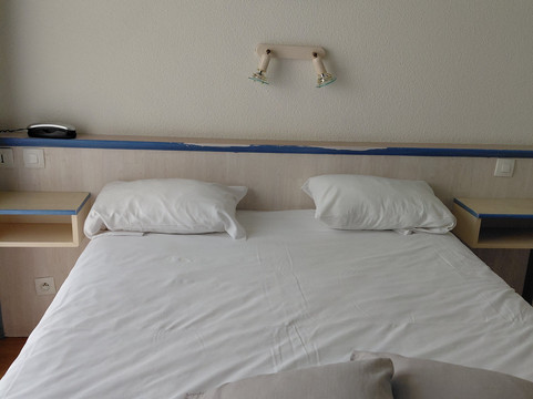 贝红杰酒店主图