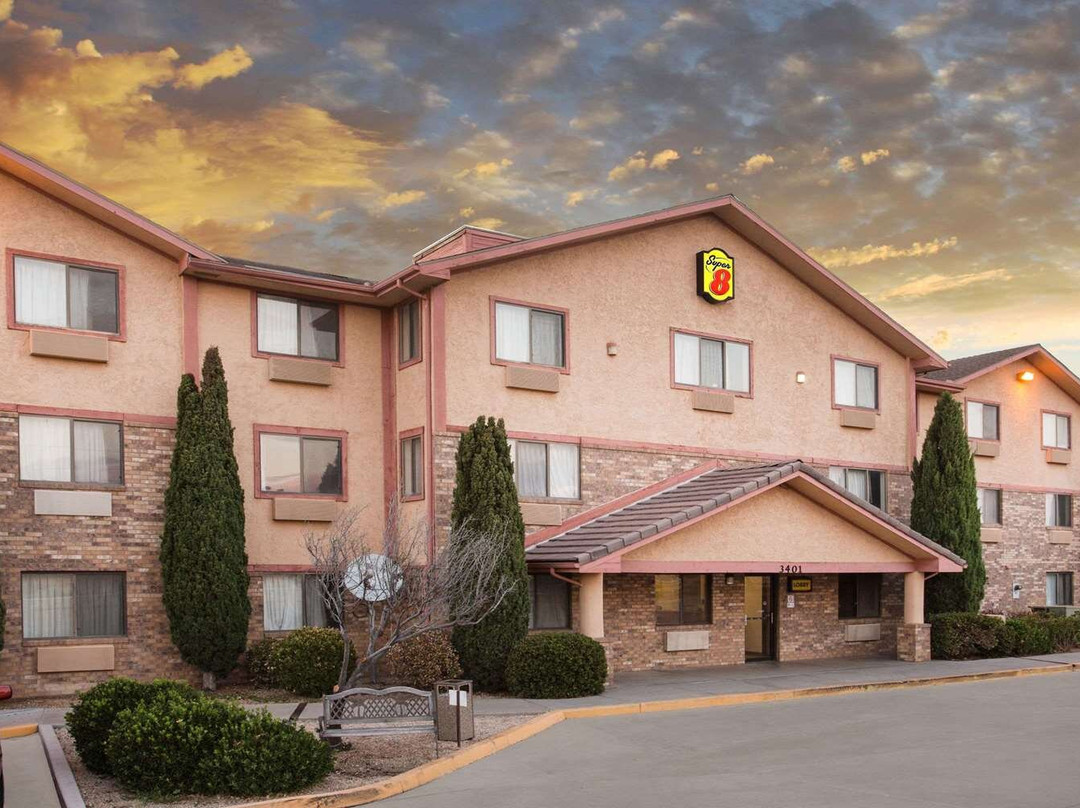 金曼温德姆速8酒店