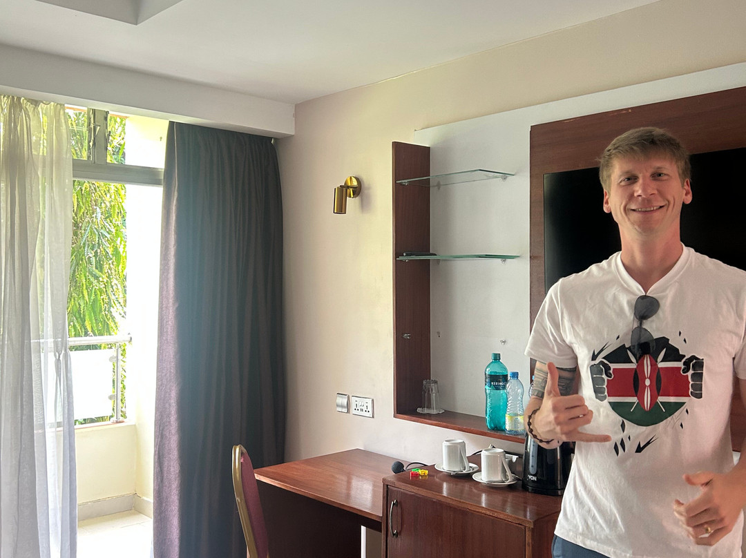 卡卡梅加高尔夫酒店主图