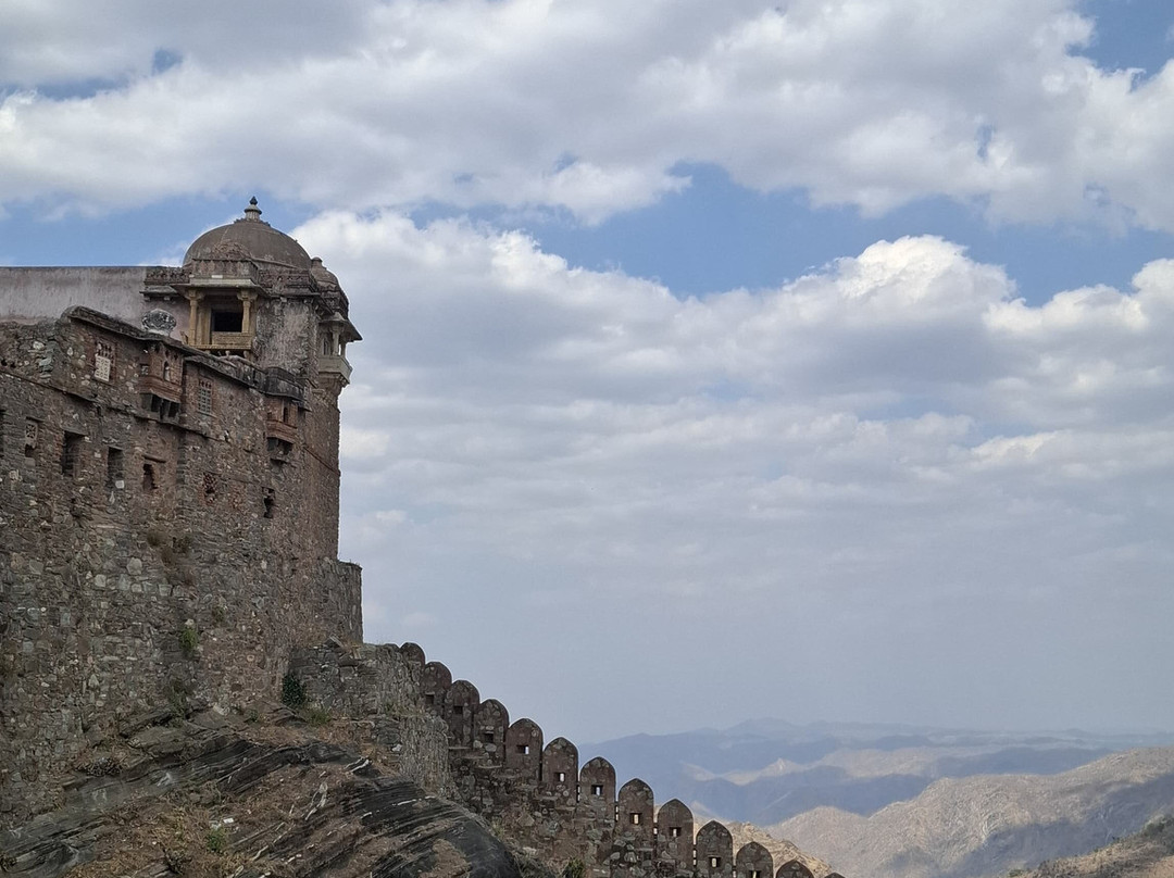 Udaipur Cabs Service-乌代布尔必去景点