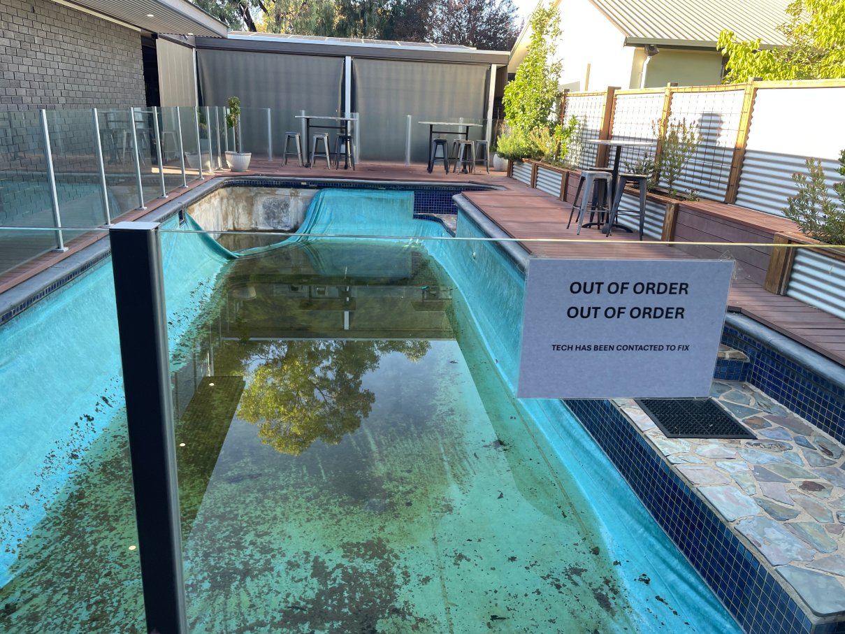 希思科特旅馆-泳池