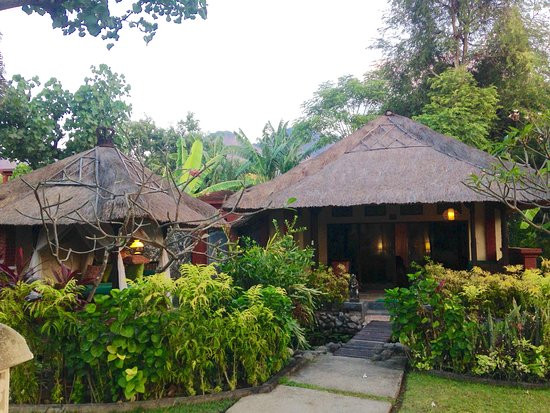 巴厘岛塔曼纱丽水疗度假村主图