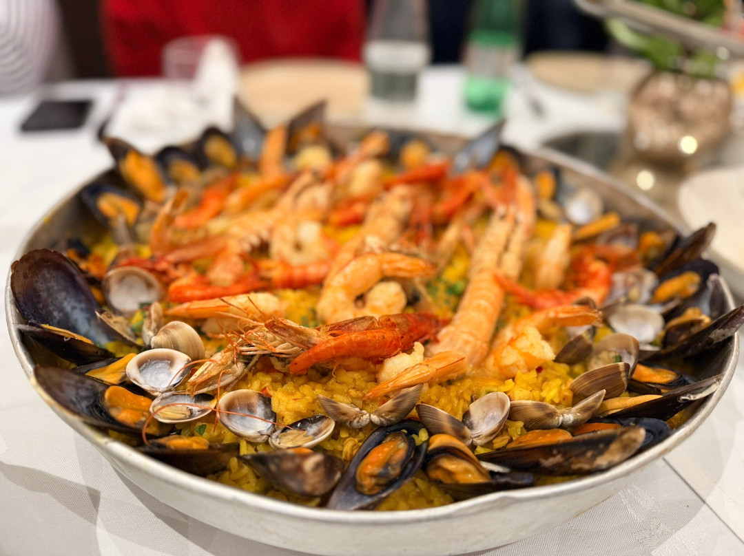 阿尔维酒店主图