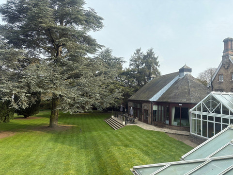 牧师酒店及水疗中心主图