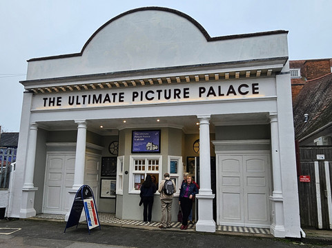 The Ultimate Picture Palace-牛津必去景点