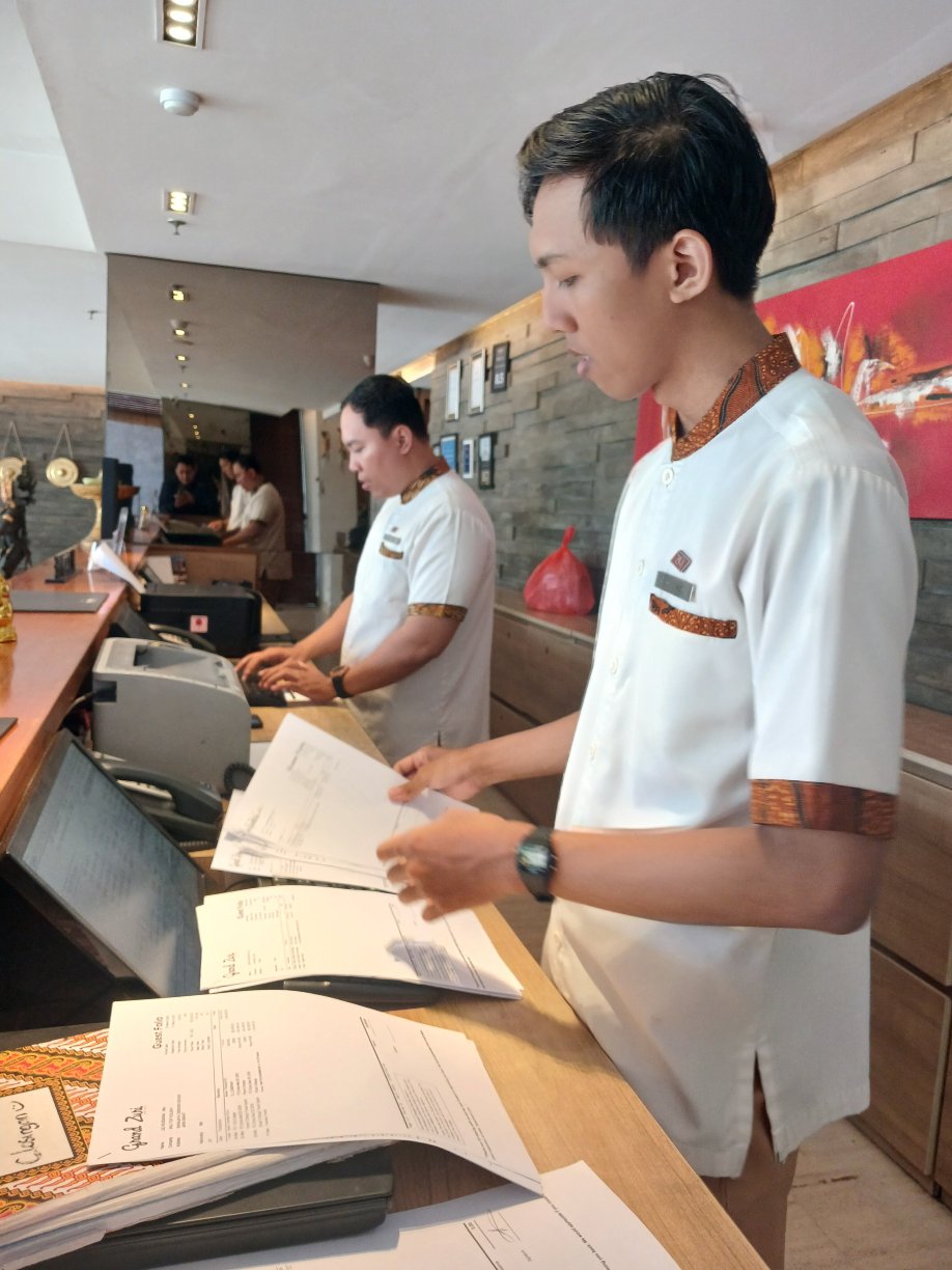 巴厘岛库塔祖瑞尊享酒店-官方