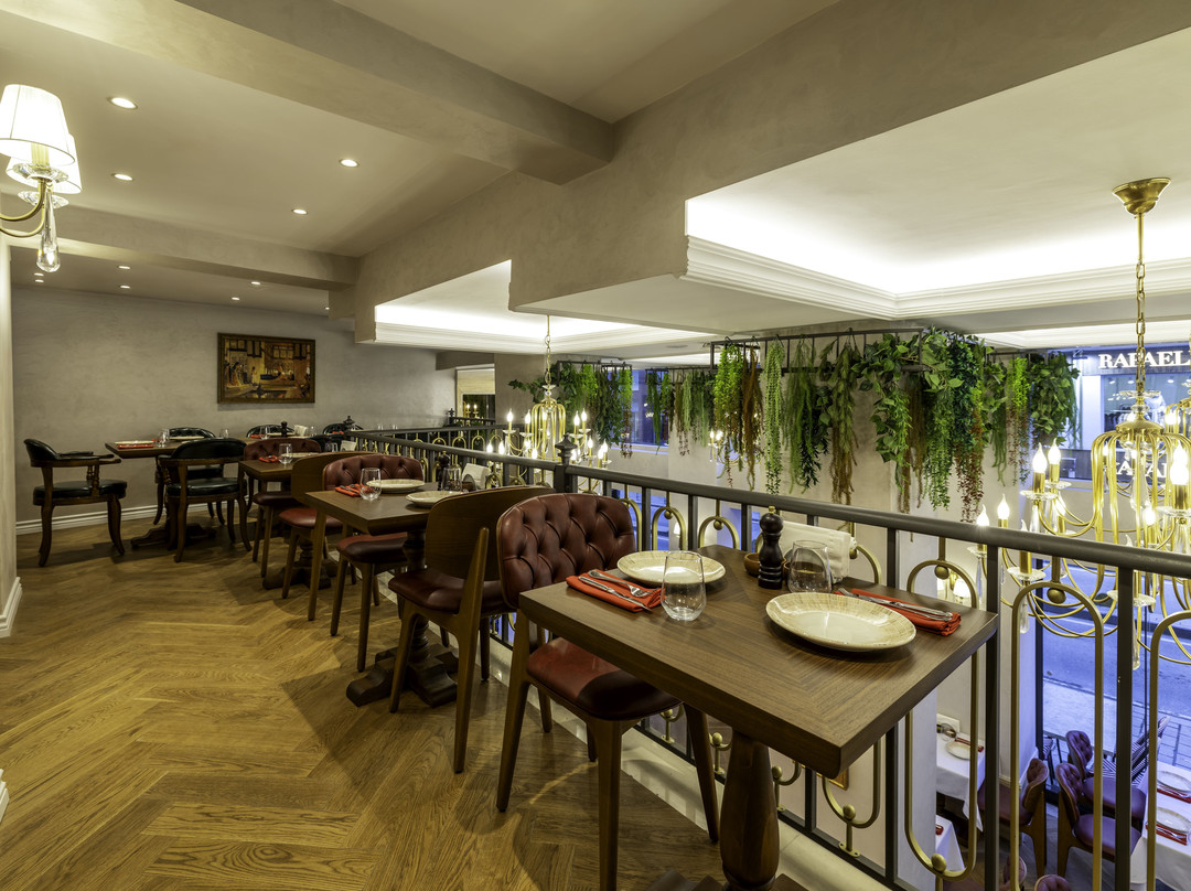Zalel Kebab Steak House