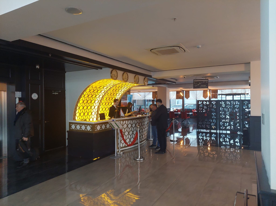 锡瓦斯温德姆华美达酒店主图