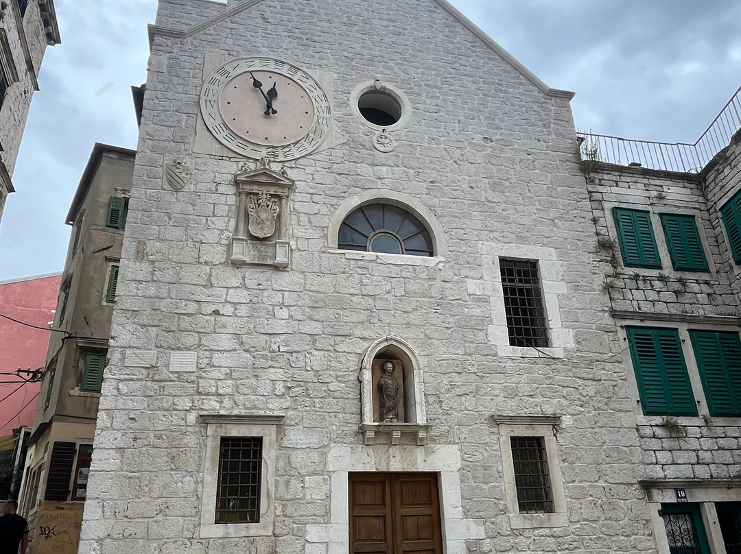 Church of Saint Barbara-希贝尼克必去景点
