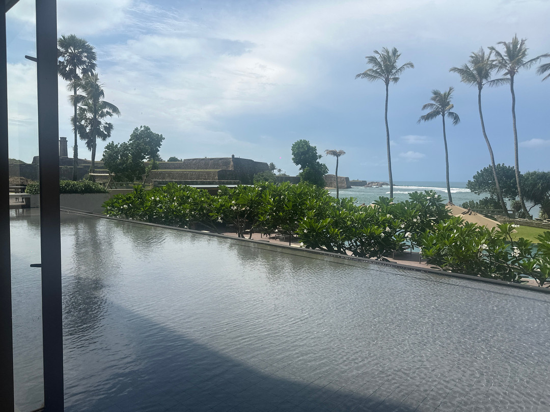 加勒大酒店主图