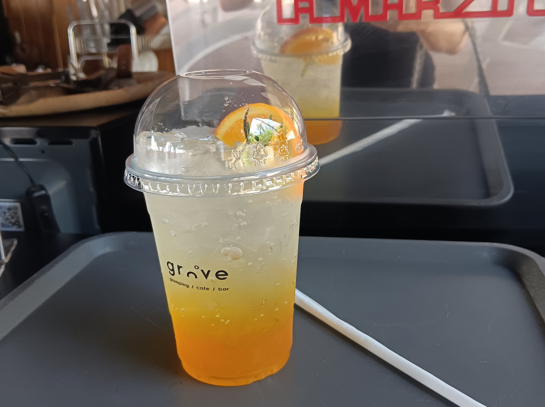 蓝猴旗下红树林酒店主图