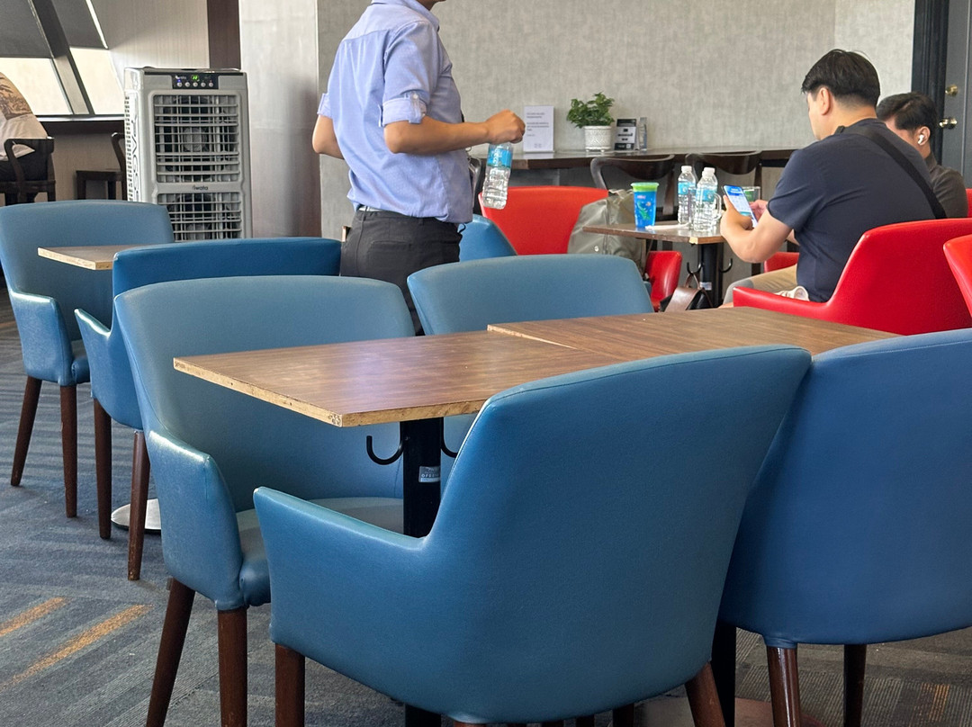 Pagss Lounge NAIA Terminal 1-帕拉纳克市必去景点
