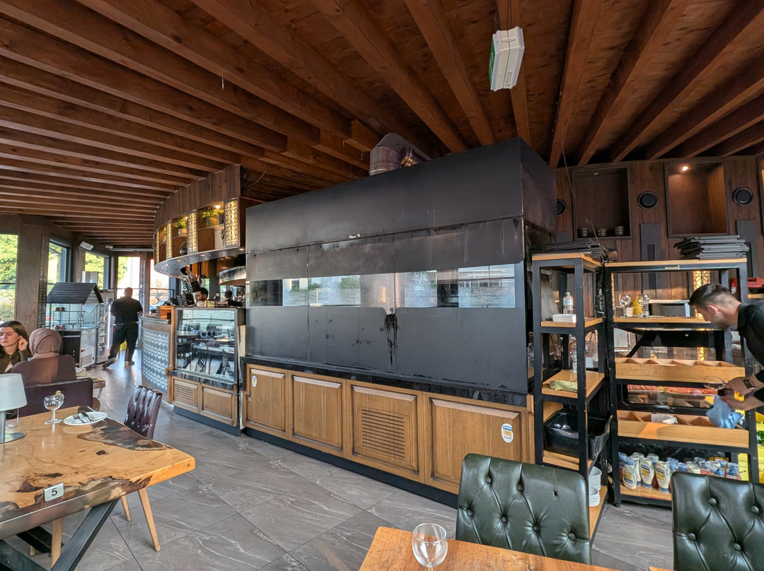 Roqqa Steakhouse Restaurant & Cafe
