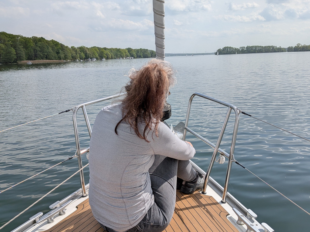 Mitsegeln auf dem Scharmuetzelsee-Bad Saarow必去景点