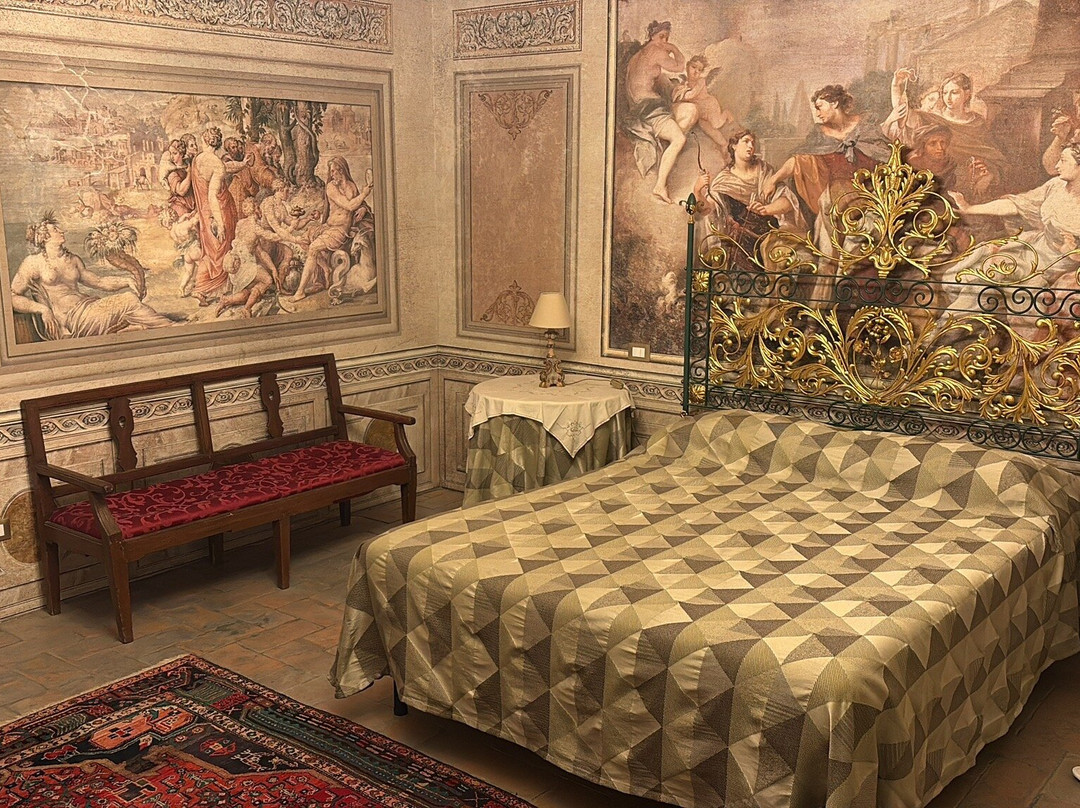 Castello Beccaria-Pieve del Cairo必去景点