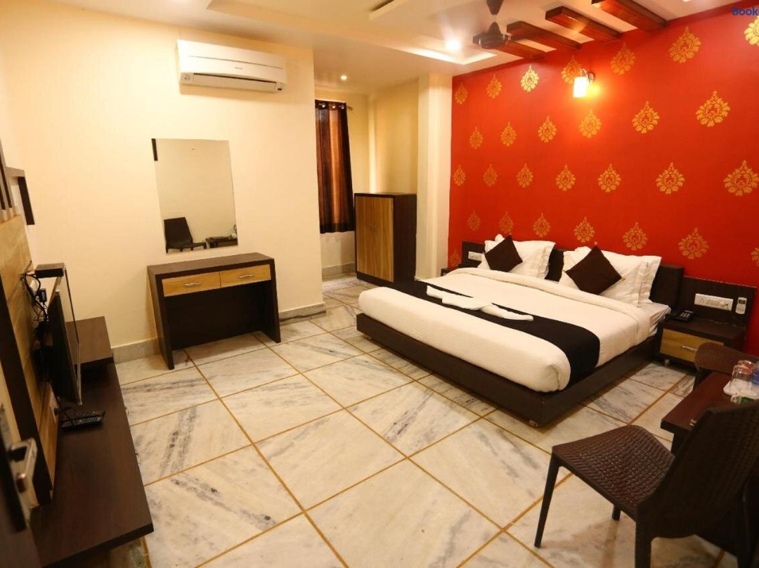 Vipul Estate