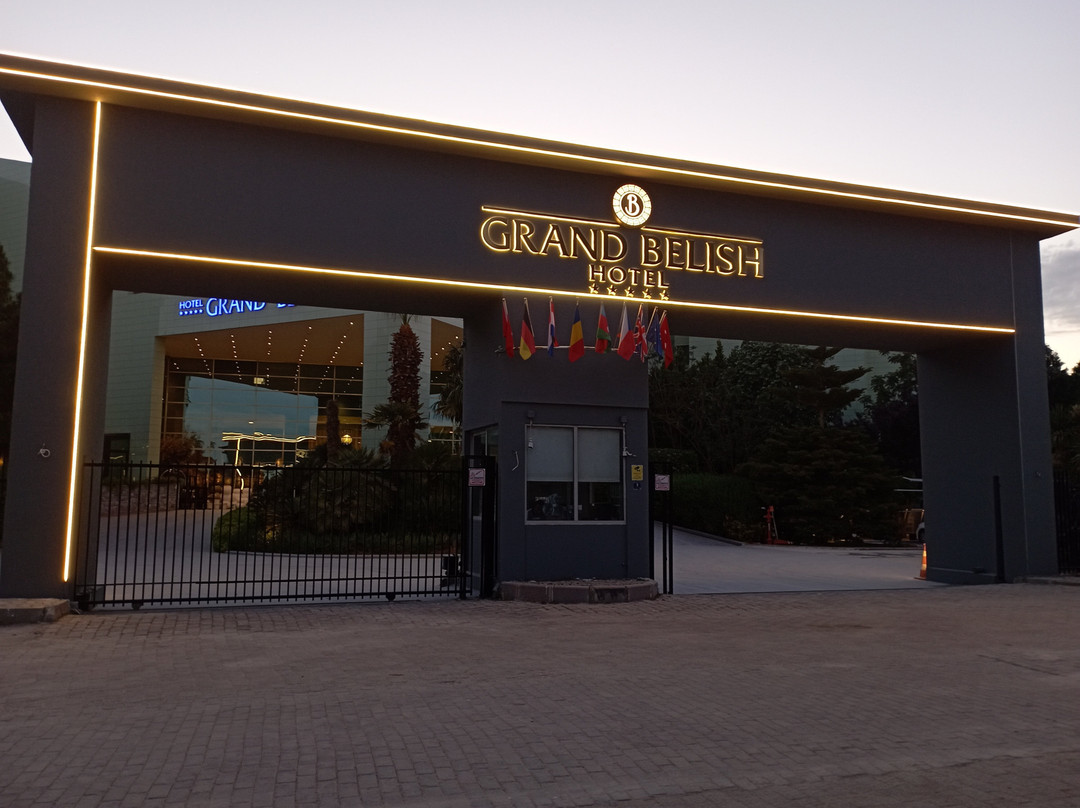 大贝利西酒店主图