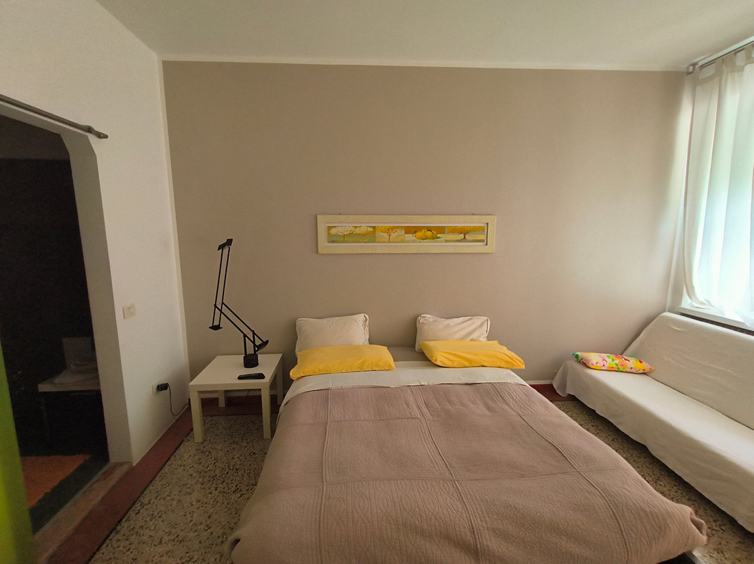 B & B Elisa主图