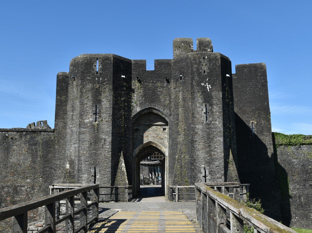 Caerphilly Castle-卡菲利必去景点
