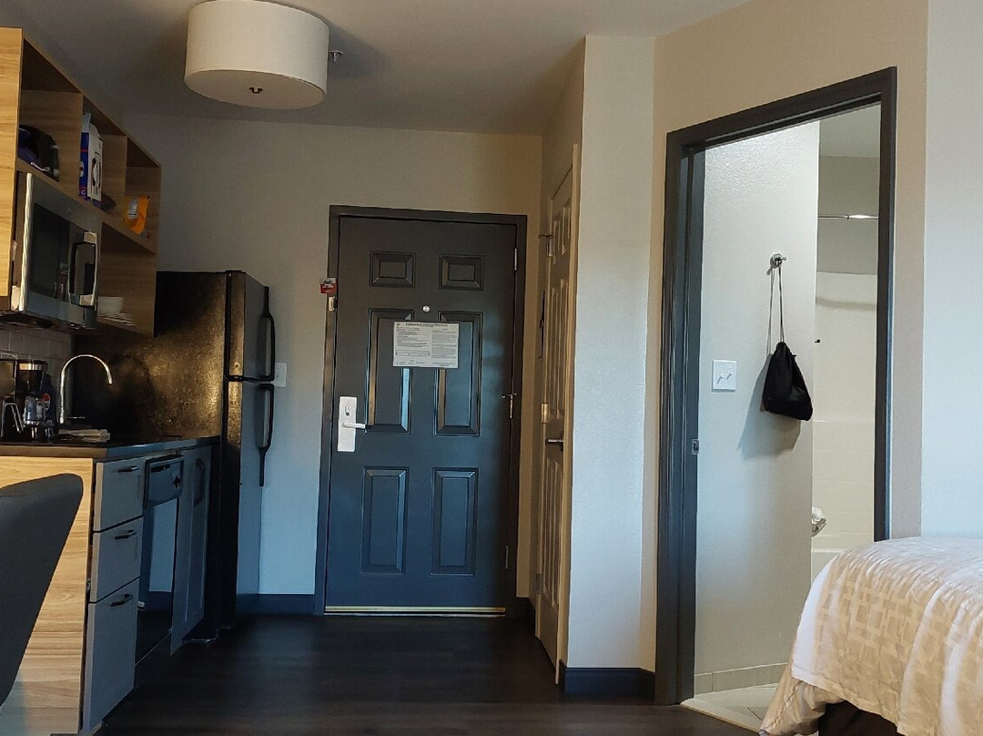 Candlewood Suites 温泉城主图