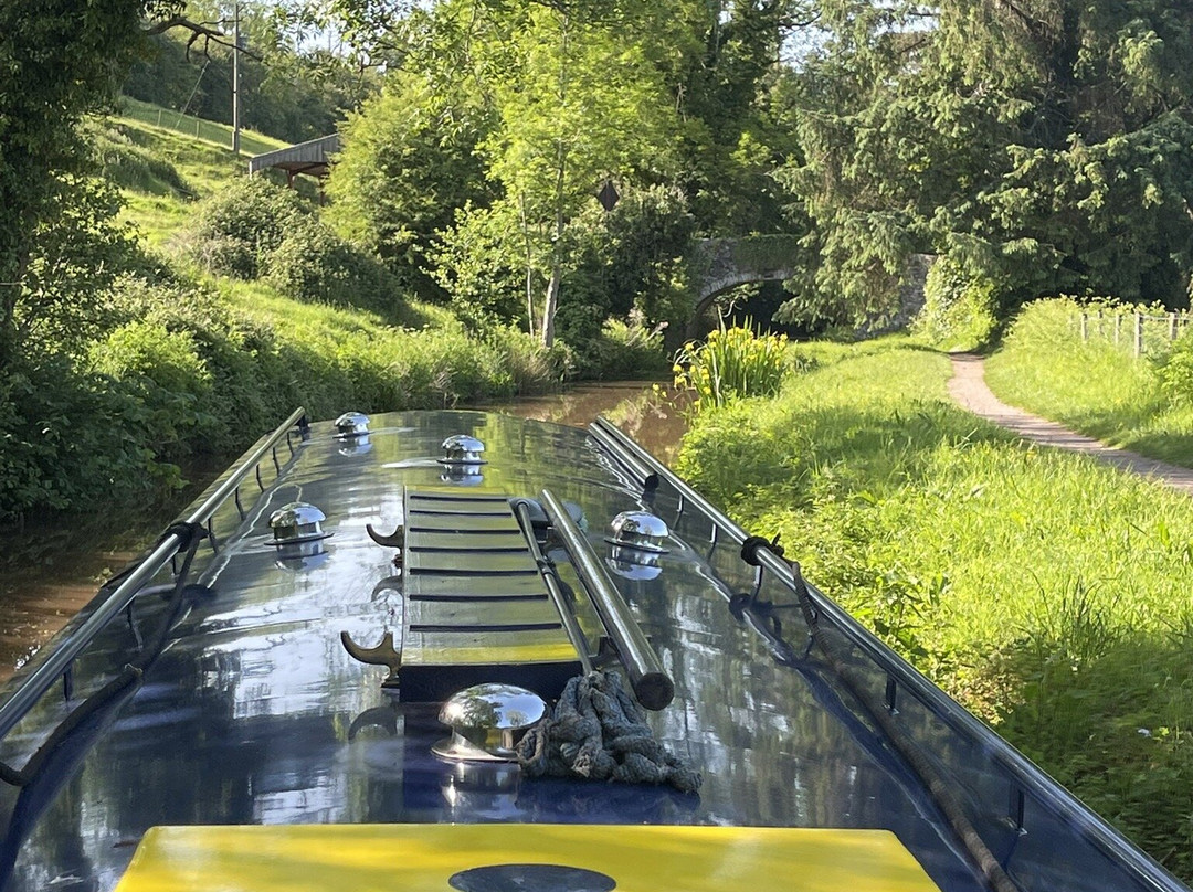 Road House Narrowboats-Gilwern必去景点
