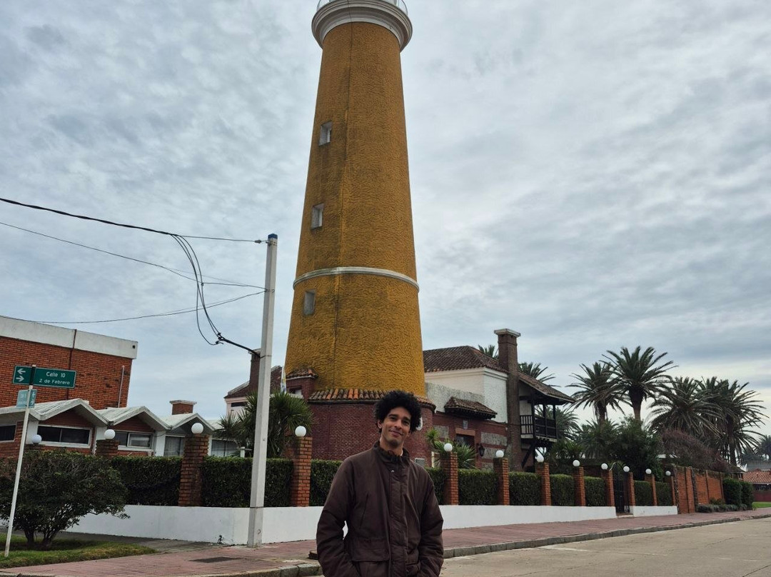 Faro de Punta del Este-埃斯特角城必去景点