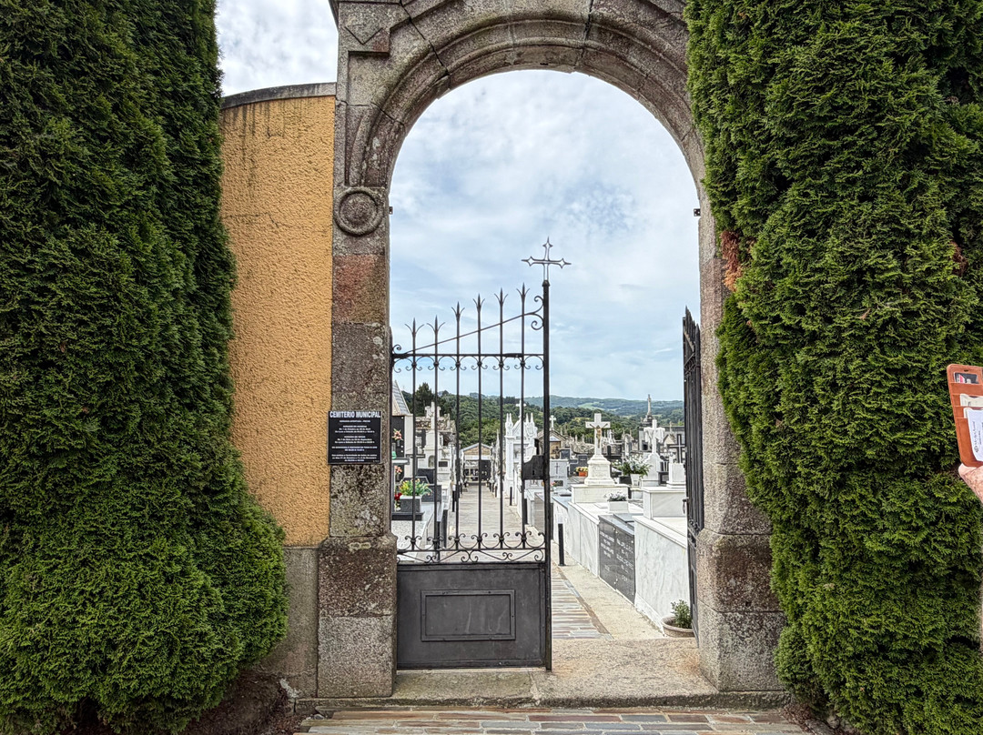 Cementerio Municipal.-萨里亚必去景点