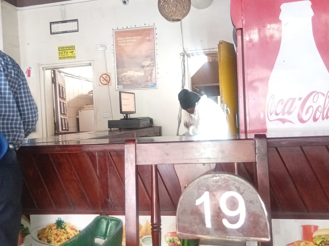 Sharifa's Restaurant & Bar