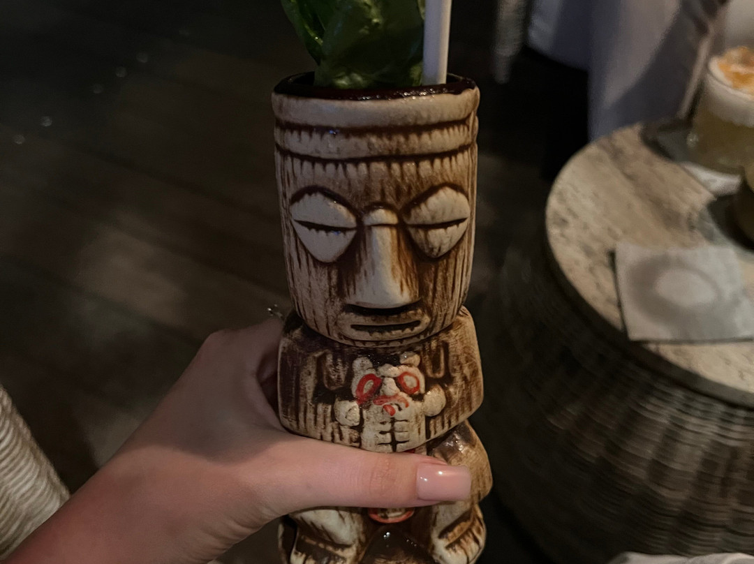 芙拉瓦丽岛度假酒店主图
