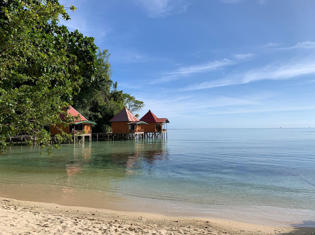 Sing Key Beach Resort