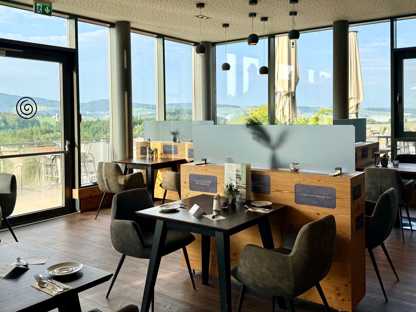兰德里奥贝尔穆巴兰酒店-旅行者