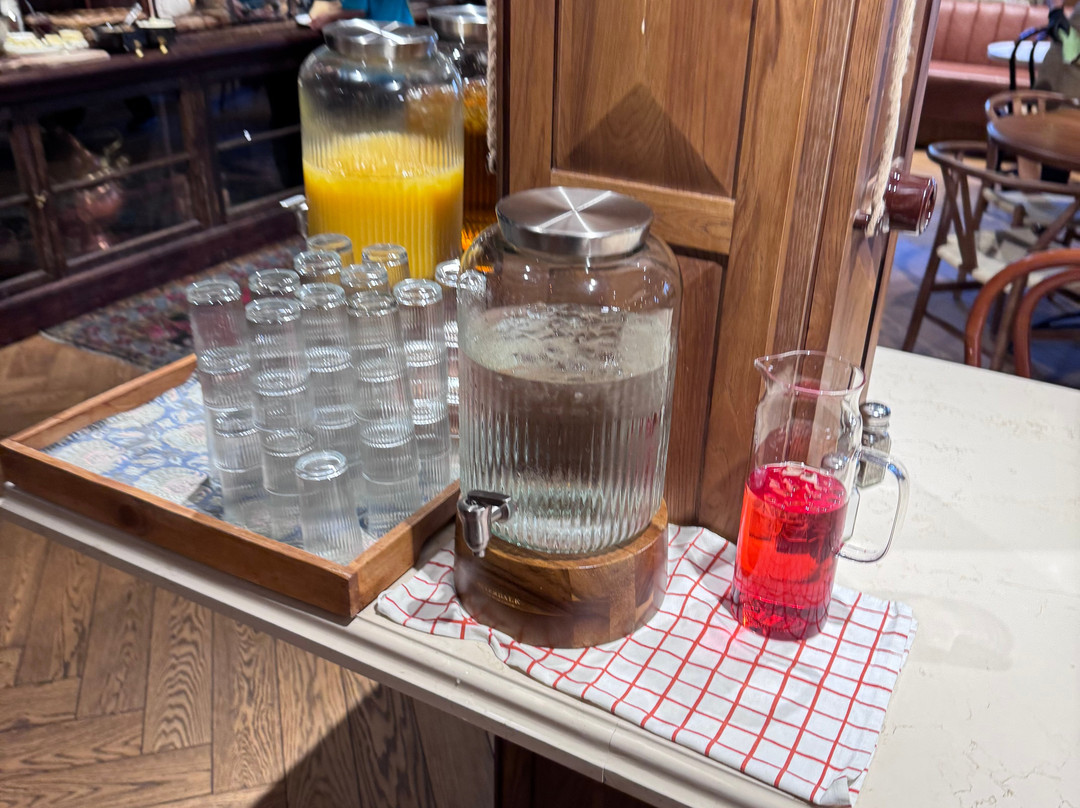 阿克雷里酒店主图