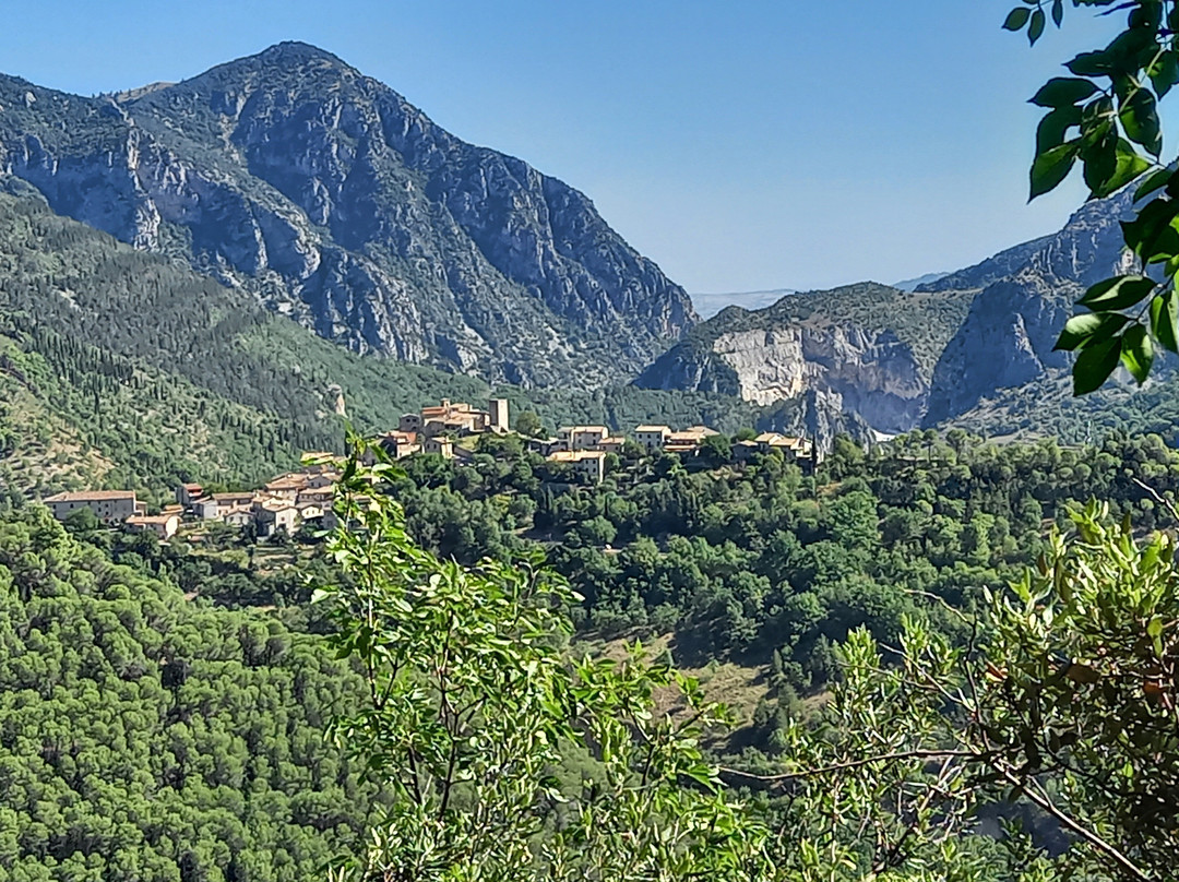 Parco Naturale Regionale della Gola della Rossa e di Frasassi-Serra San Quirico必去景点