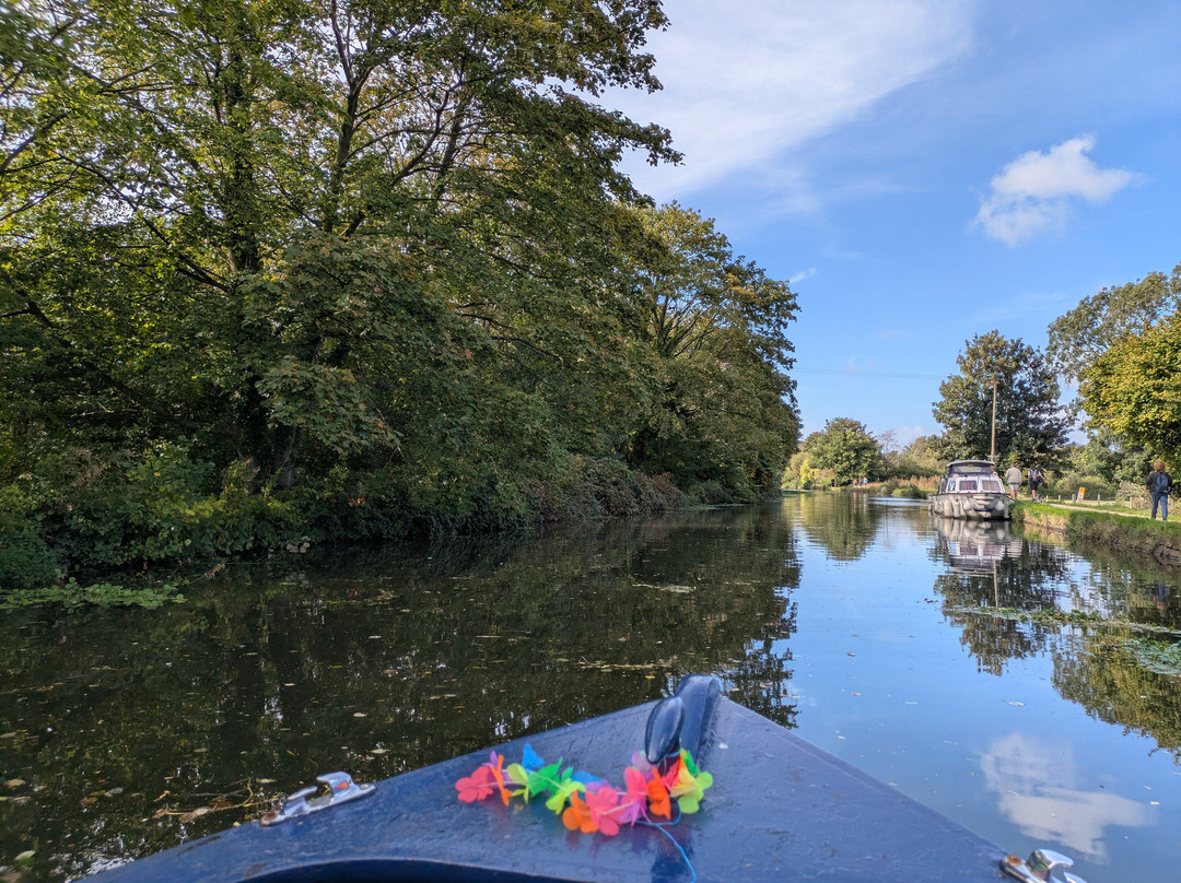 Lancashire Canal Cruises-Burscough必去景点
