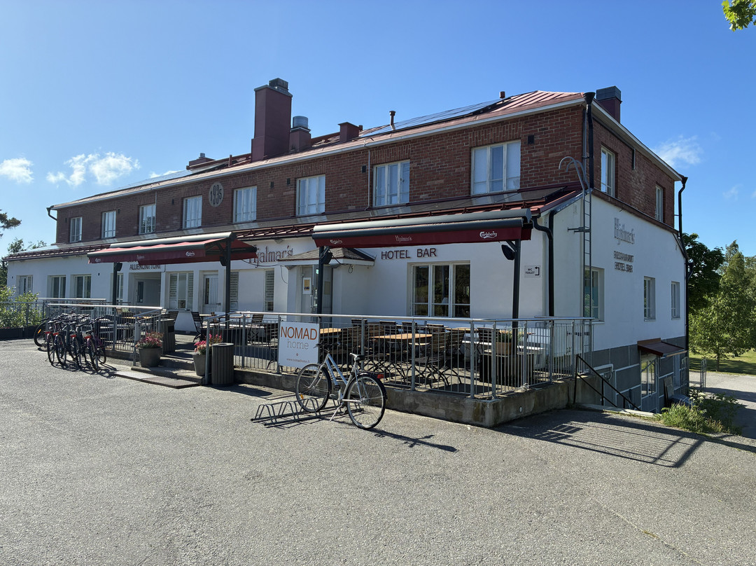 Hjalmar's Hotel主图