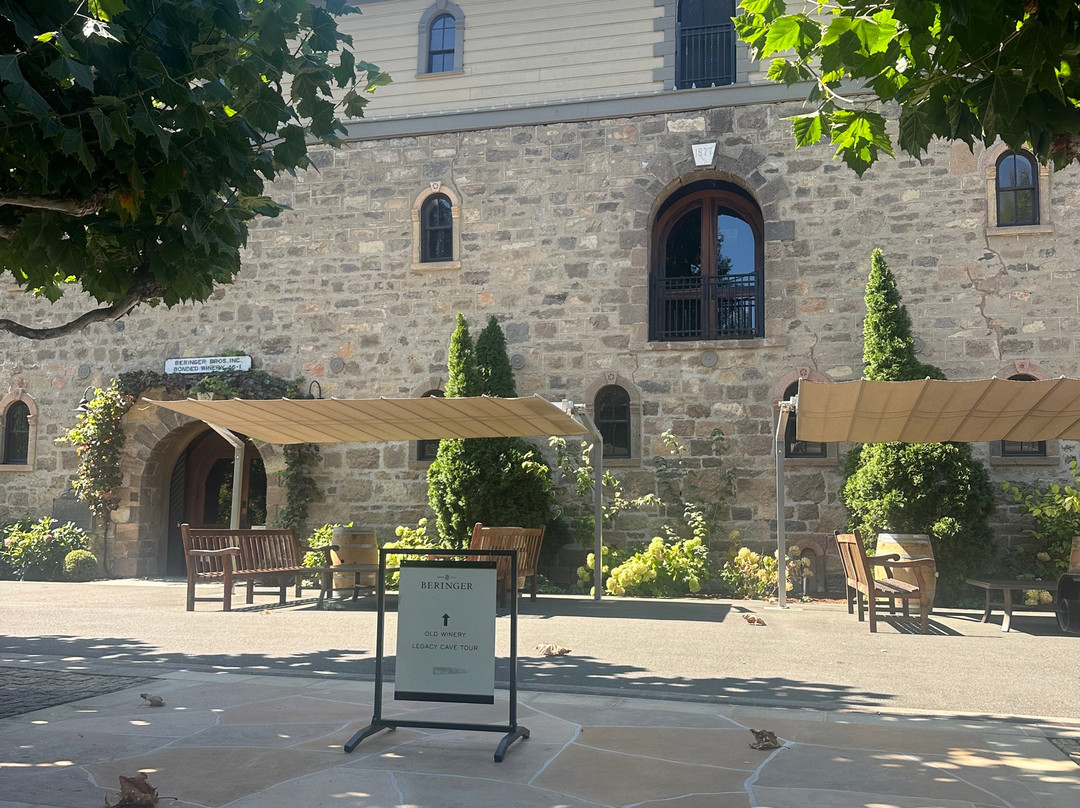 Beringer Vineyards-圣海伦娜必去景点