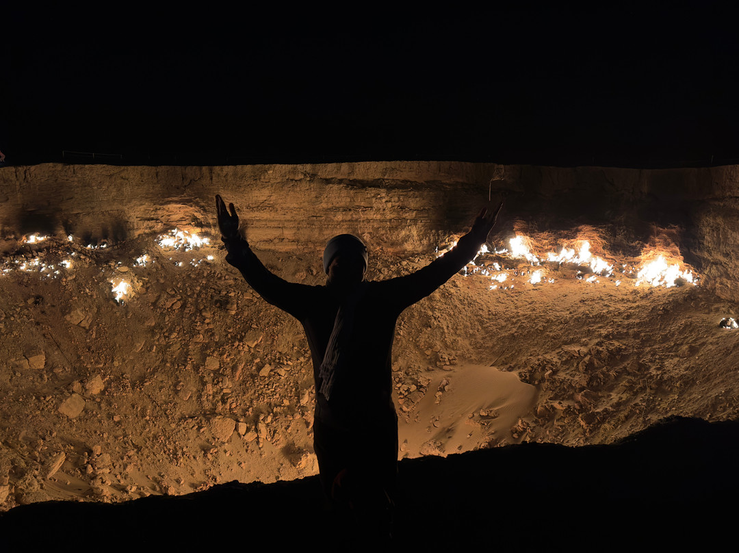 Darvaza Gas Crater-Darvaza必去景点